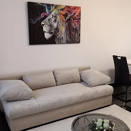 Adina Oase Apartment