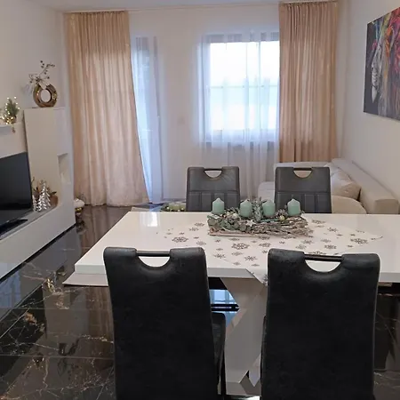 Apartment Adina Oase